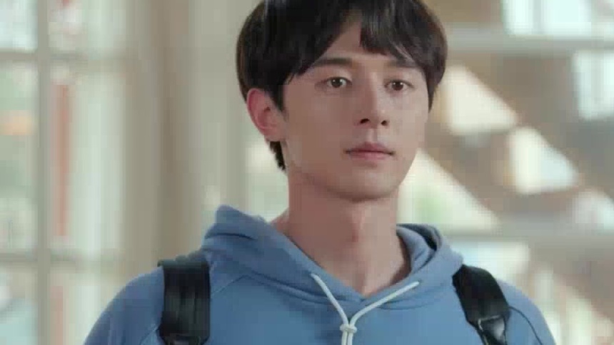 江顾南初登烧烤店 被原莱爸爸震慑