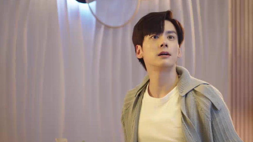 魏哲鸣求婚抓马现场