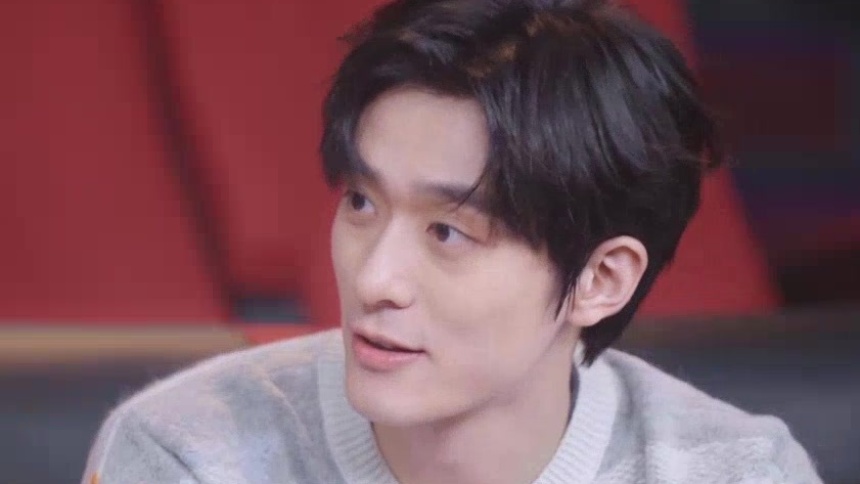 孙晨竣与任豪组篮球局