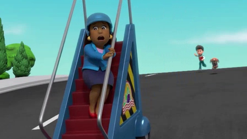 猫咪抢走了狗牌，洛希能成功拿回来吗